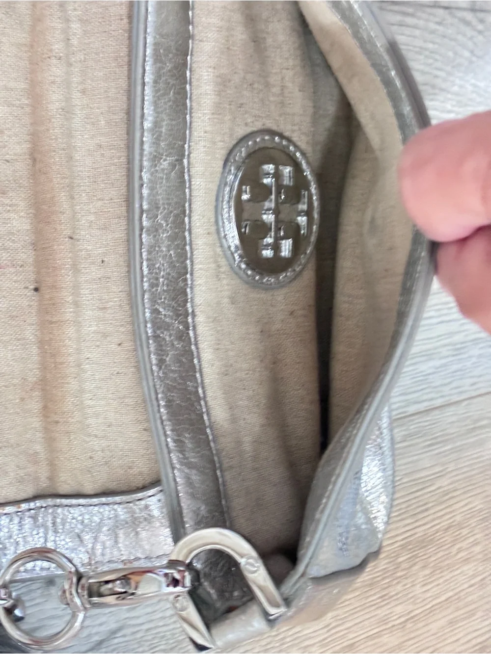 Tory Burch Metallic Silver Mini Crossbody Chain Strap Logo Bag